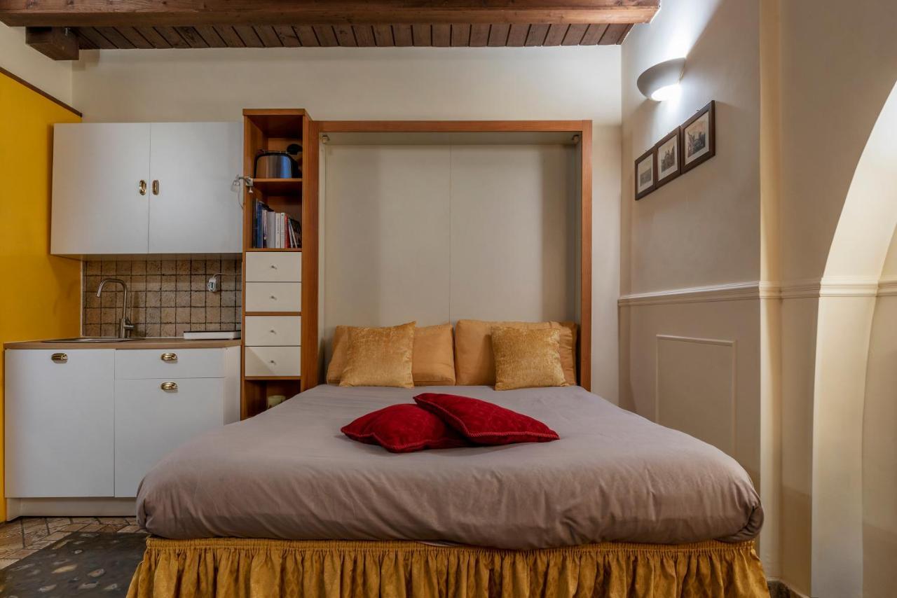 Piazza Navona Cozy And Central Studio Rome Bagian luar foto