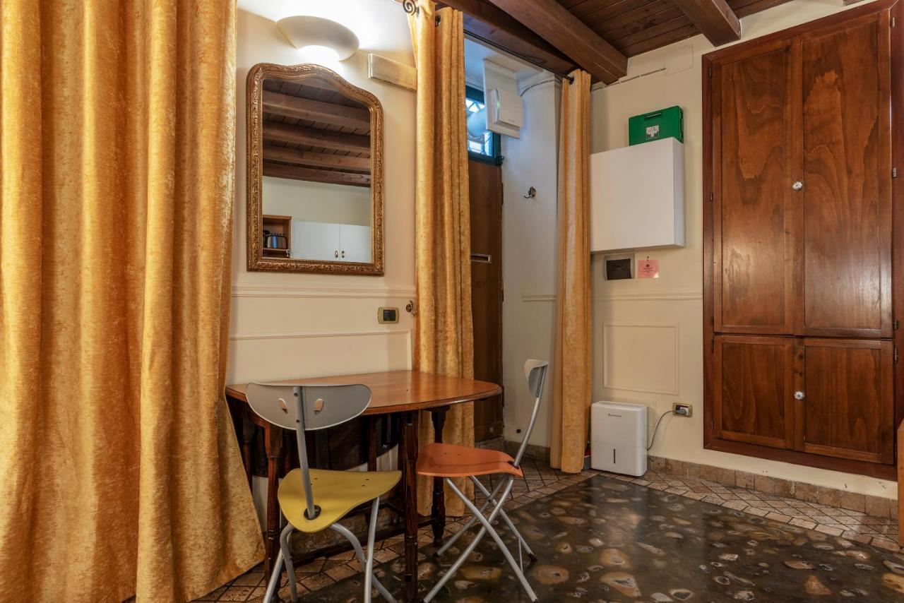 Piazza Navona Cozy And Central Studio Rome Bagian luar foto